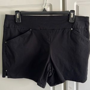 INC women’s shorts size 14